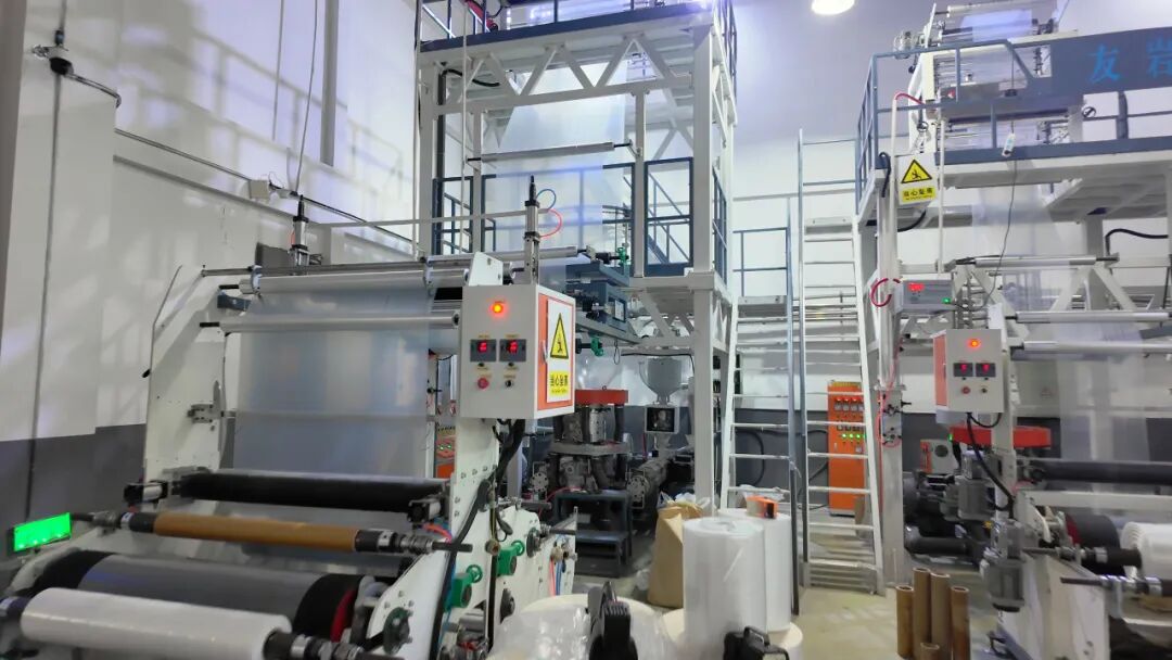 宁波晶天塑胶案例：库存管理更糟心。原材料、半成品、成品全靠人工盘点，“今天多算两箱，明天少记一批” 是常事。有次客户要货，仓库说 “没库存”…