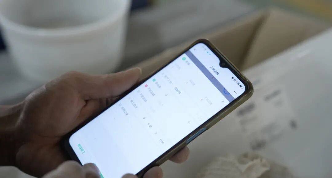 未来已来家具案例:做到了订单及时交付,没有漏单情况,工厂管理就到了下一个阶段。计件工资是未来已来作为薪酬计算的方式,在之前由于生产进度的不透明,工资核算一直是一件工作量大且复杂的事情…